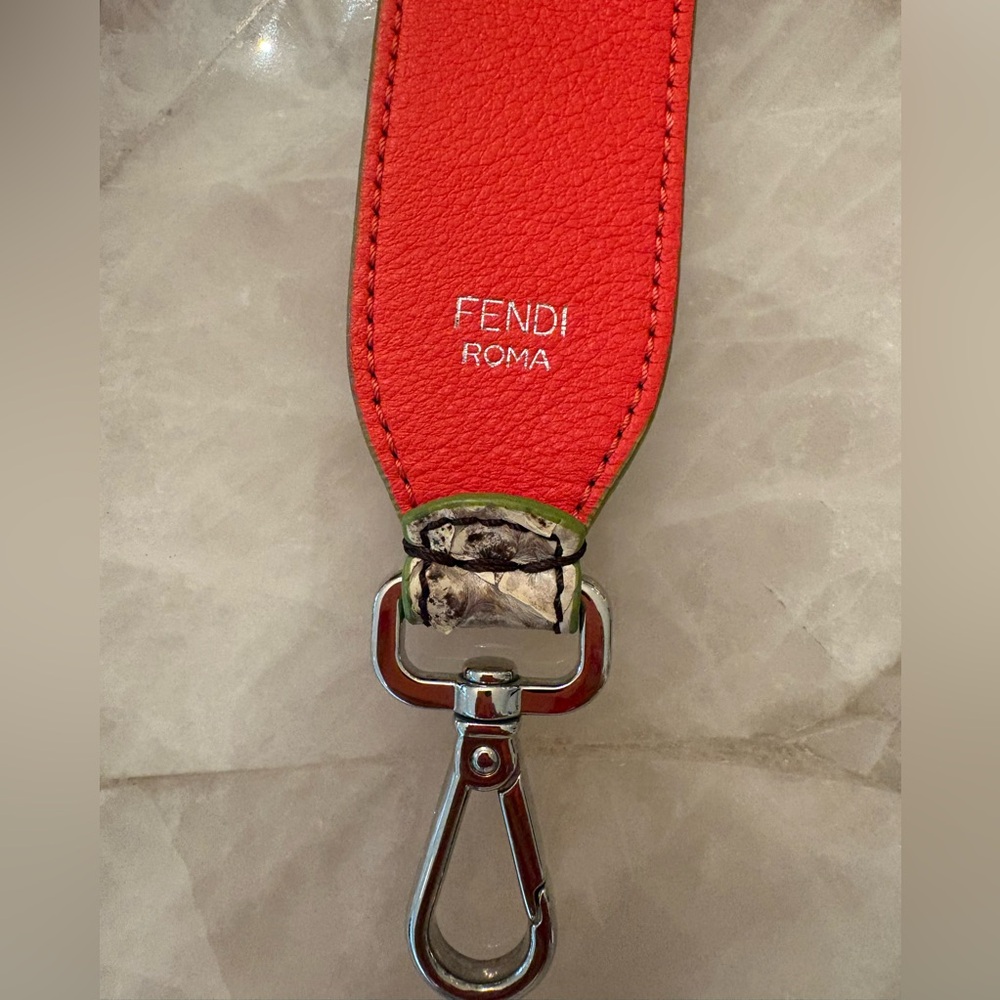 Fendi python and red strap - Picture 3 of 7